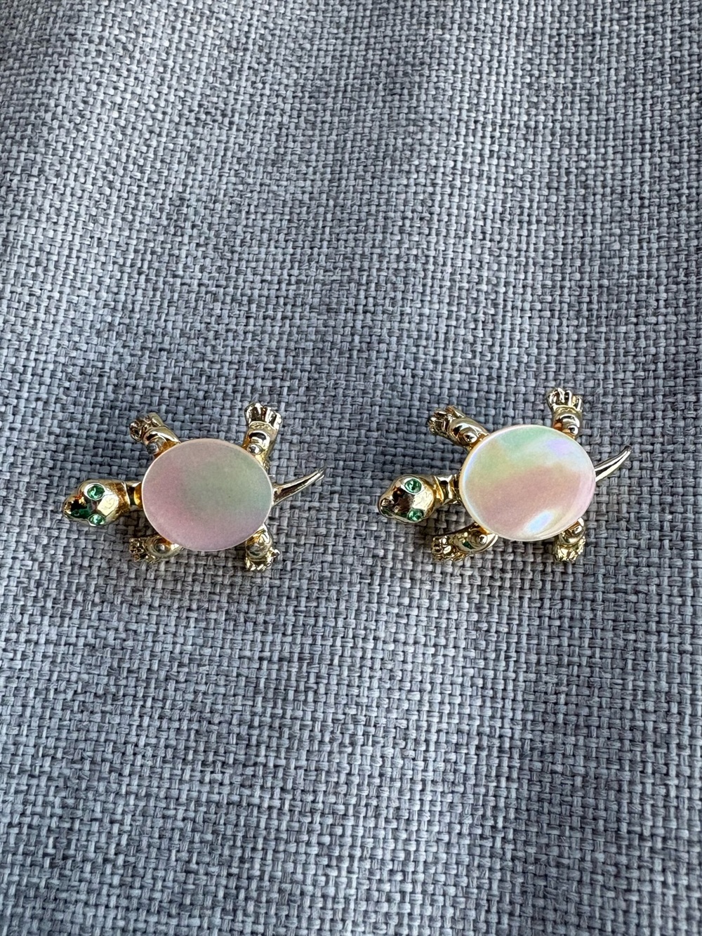 Vintage Goldtone Mother of Pearl Green Rhinestone Eyes Turtle Brooch Pin 2 Count